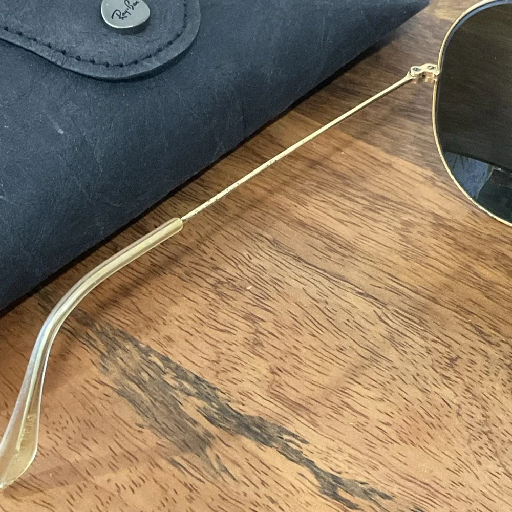 Vintage B&L Ray Ban USA Aviator  64-14 Gold Frame Sunglasses.